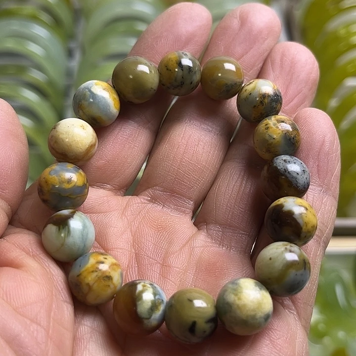 合金蛇纹石玉颈饰