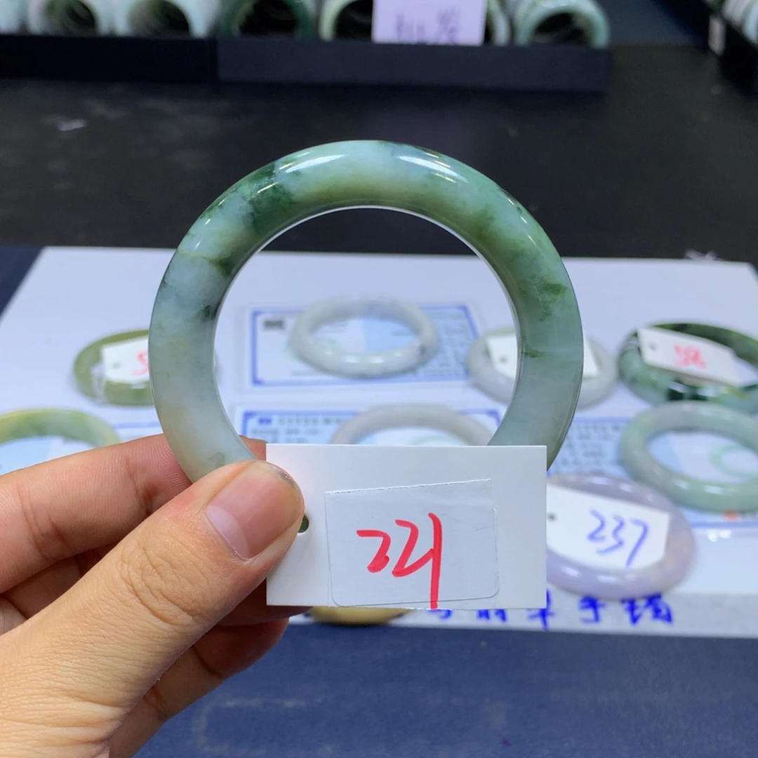 翡翠手镯未镶嵌1111122222