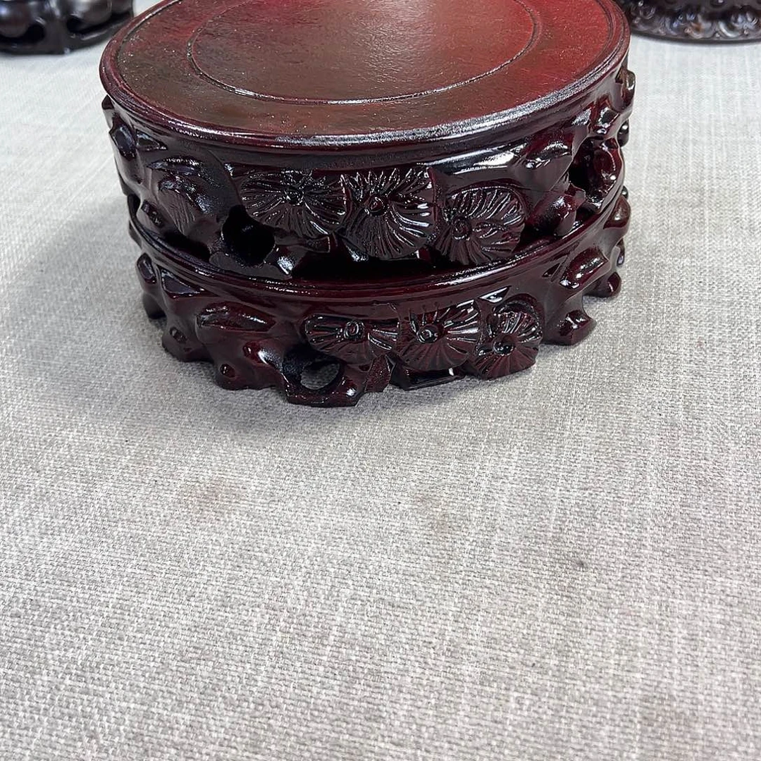 红木底座精雕工艺品