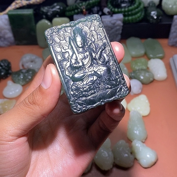 和田玉未镶嵌颈饰