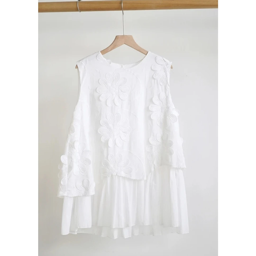 【海街日集】2025年法式太阳花立体刺绣无袖双层假两件衬衫女夏季