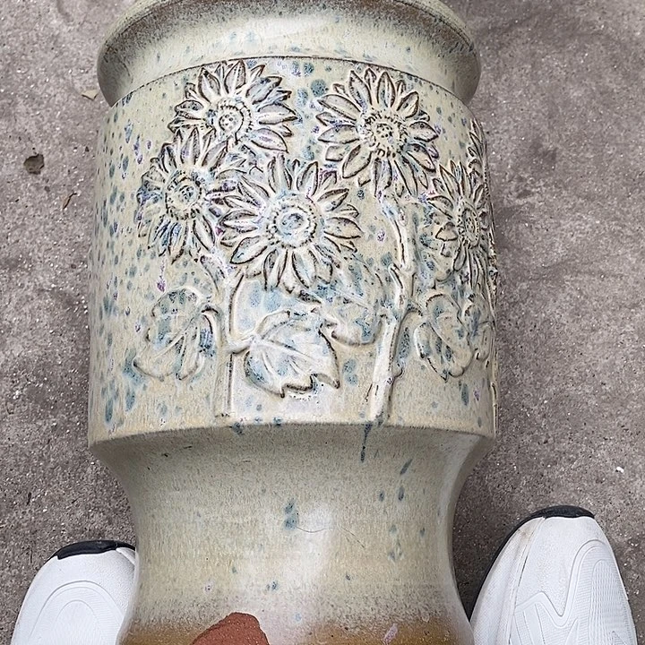 紫砂花盆高31口21瑕疵