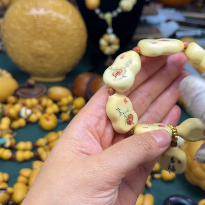 一**言图图图突突突突啦咯啦