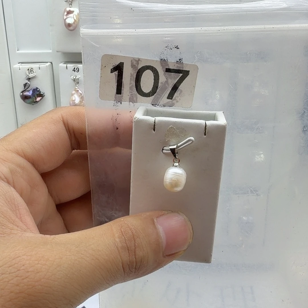 淡水珍珠颈饰合金