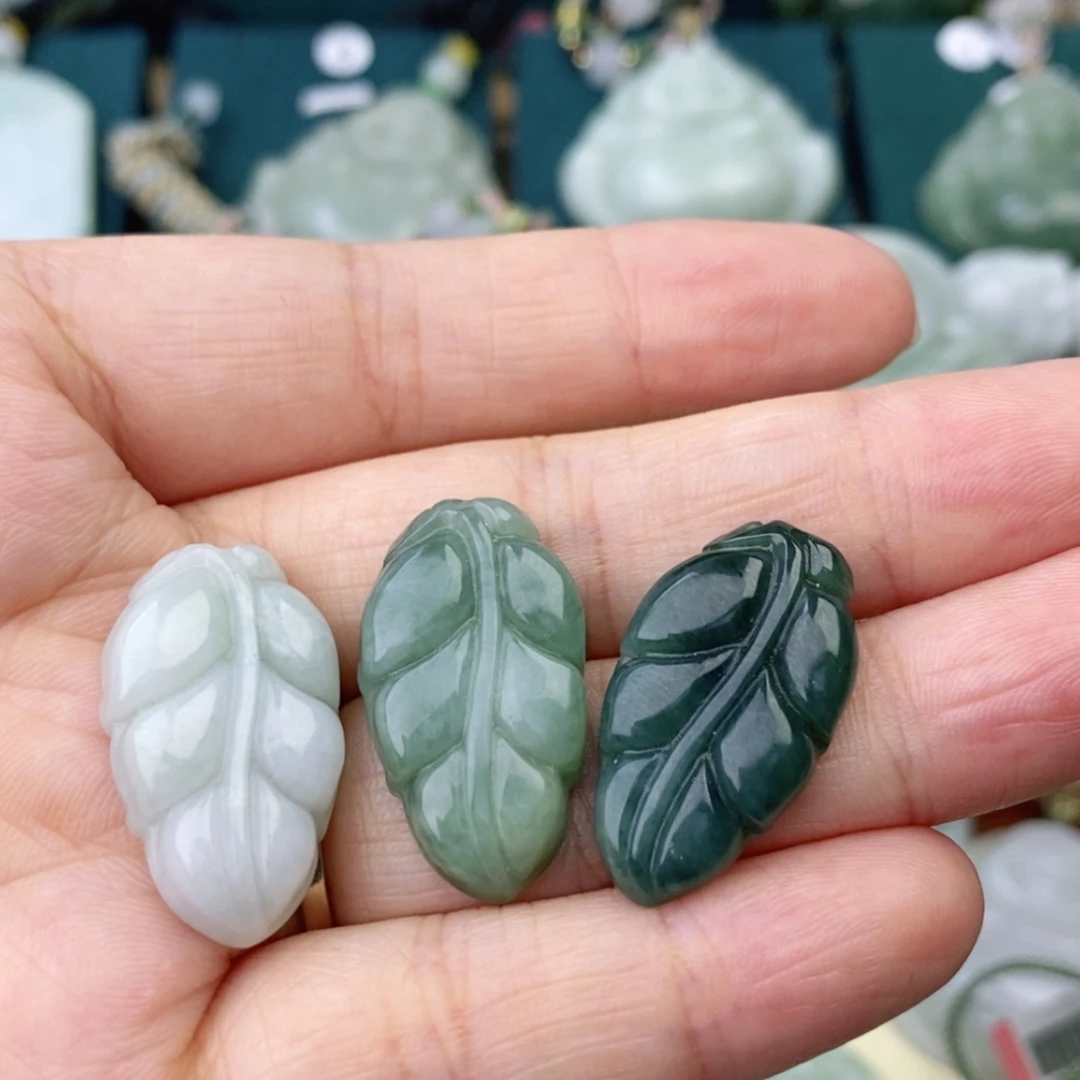 【闪购商品】翡翠颈饰未镶嵌叶子（多样性发其一）