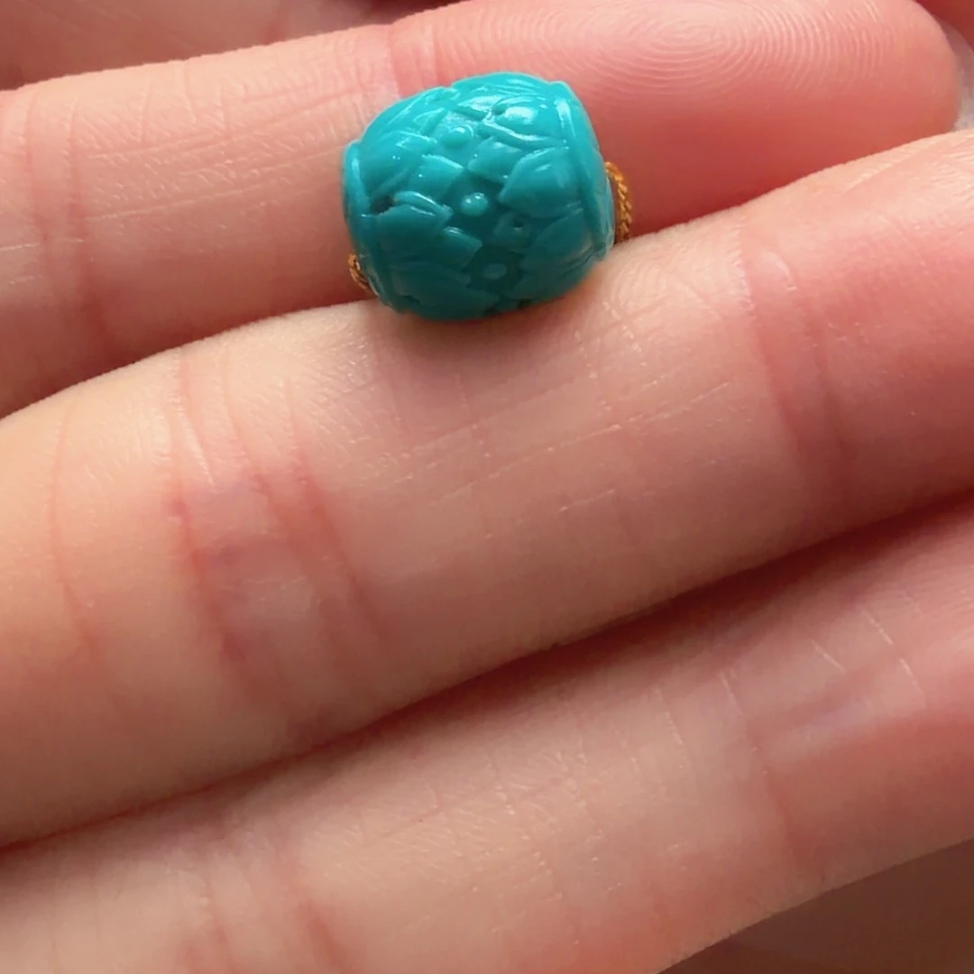 绿松石未镶嵌颈饰