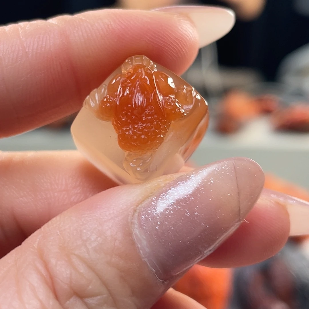 南红玛瑙未镶嵌颈饰