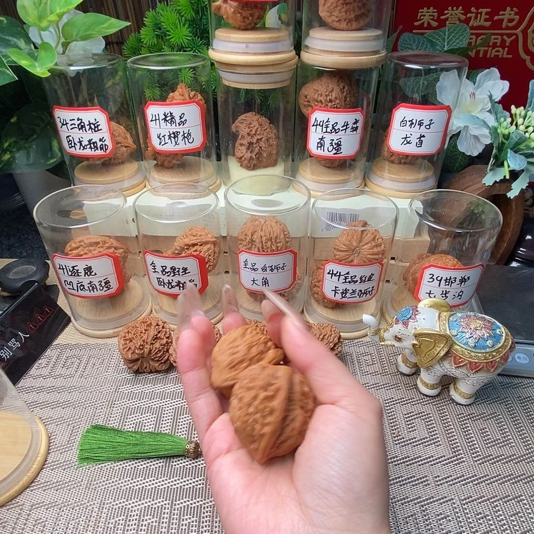 跑***子把件文玩核桃昆仑……910