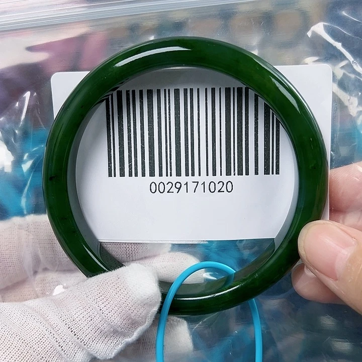 和田玉手镯未镶嵌微瑕6263