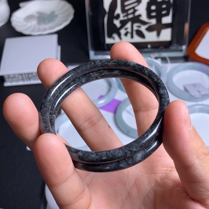 未镶嵌手镯翡翠乌鸡叮当一对