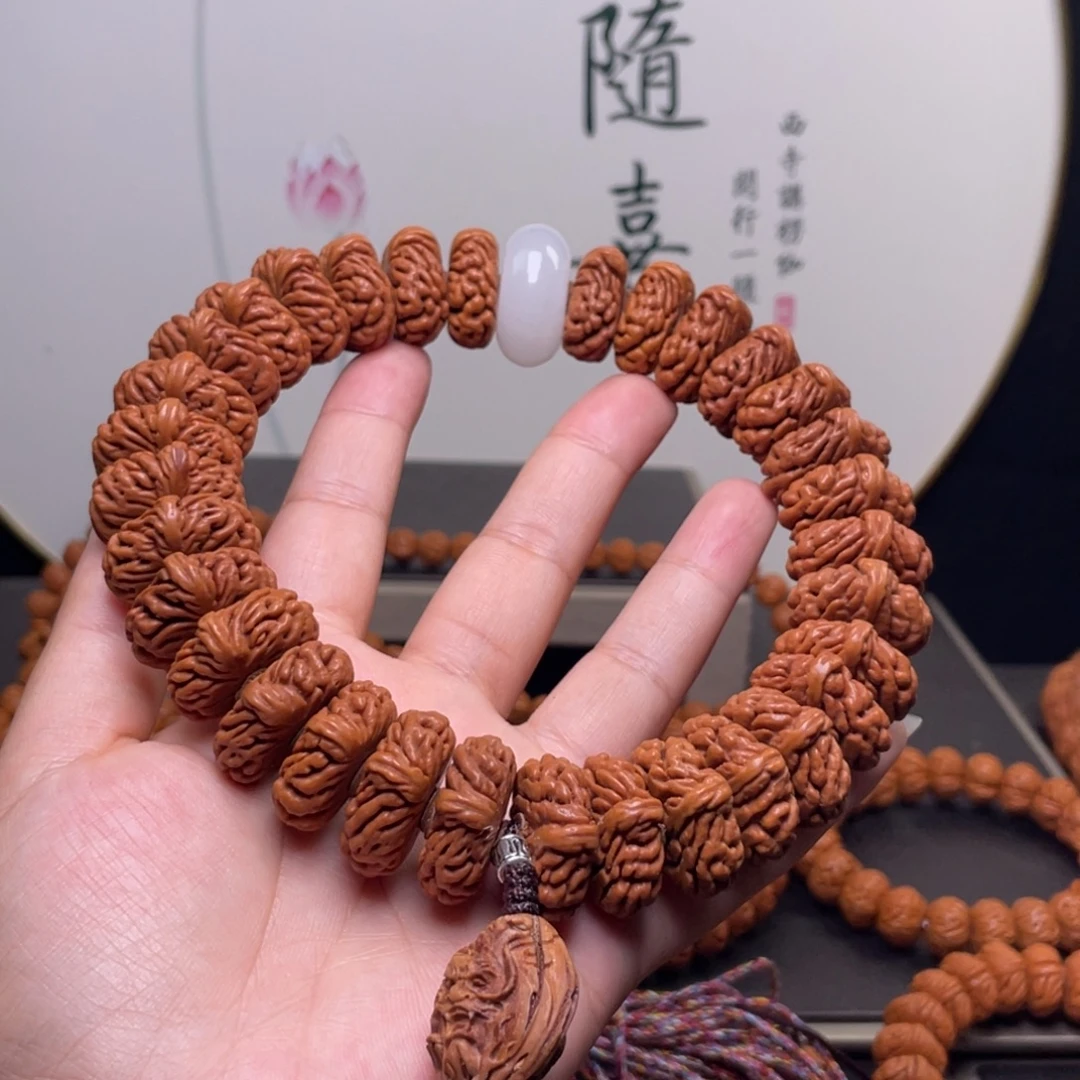 吊坠桃核龙纹桃核矮刺