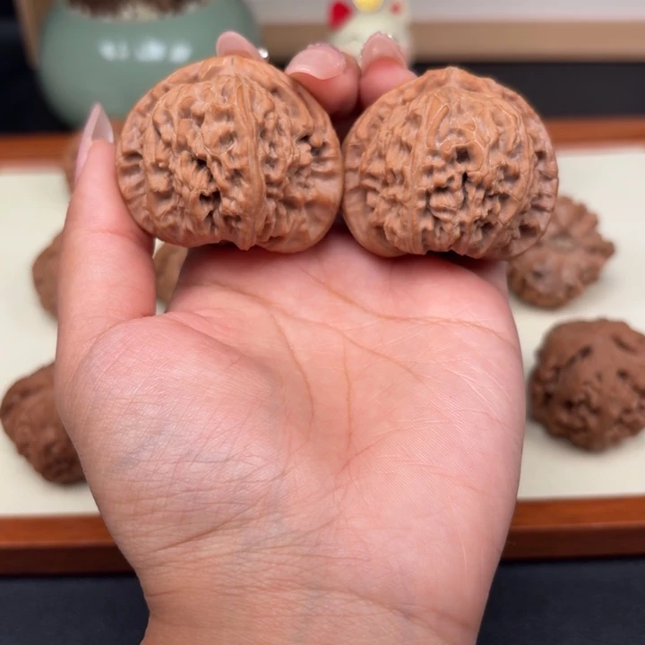把件文玩核桃全品三角白46