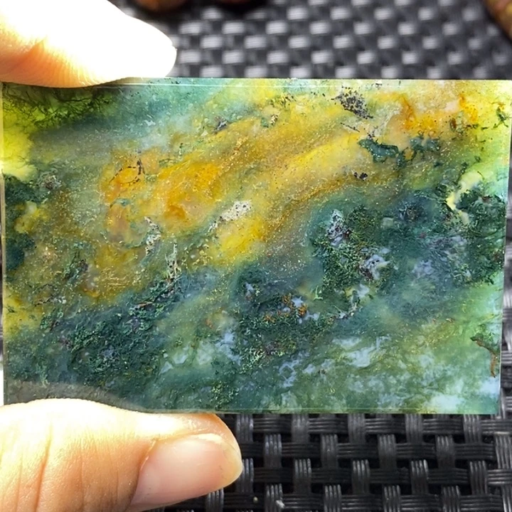 玛瑙/玉髓颈饰未镶嵌有****）