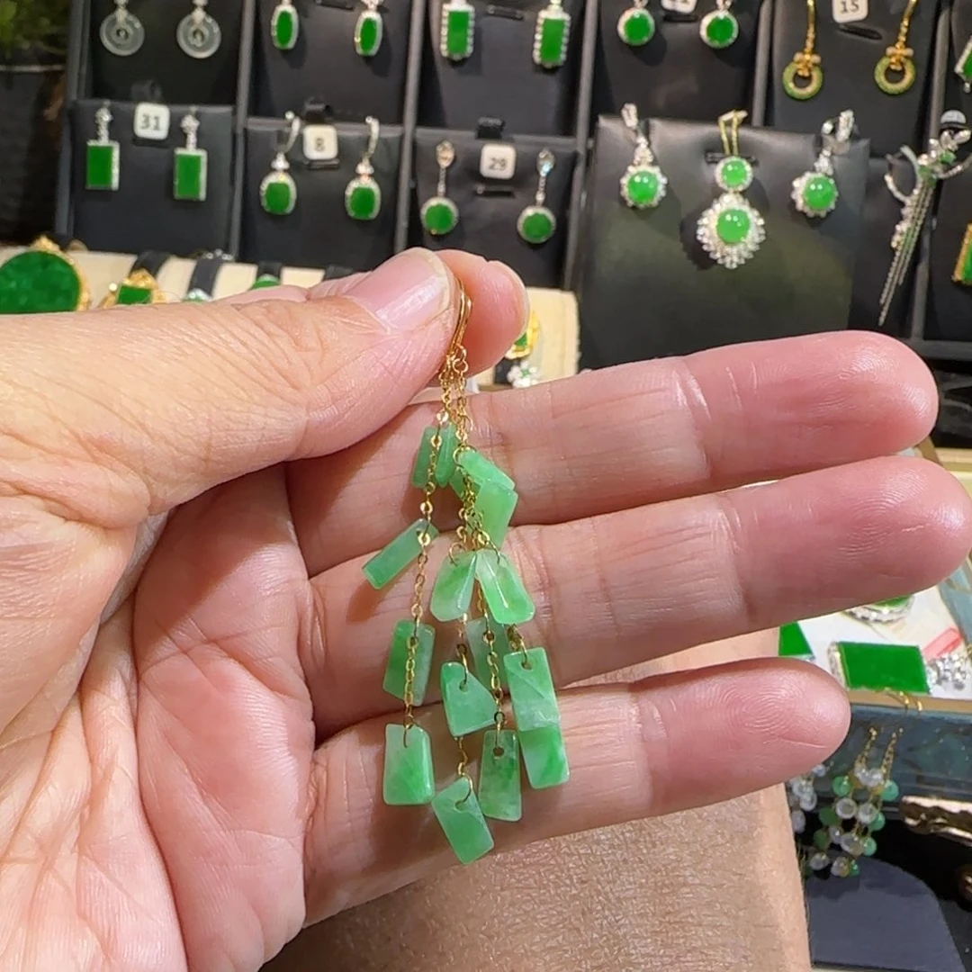 翡翠18K金镶嵌颈饰耳线