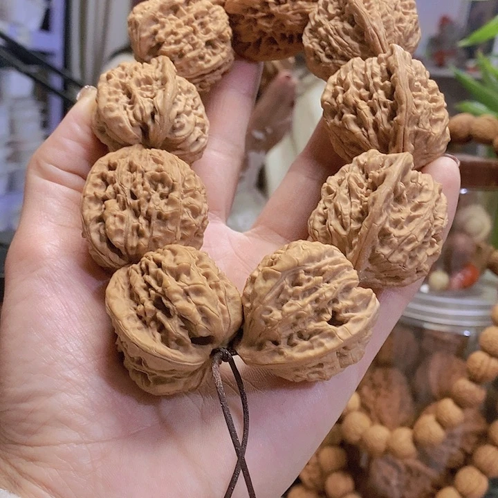 【闪购商品】文玩核桃把件35山神庙手持