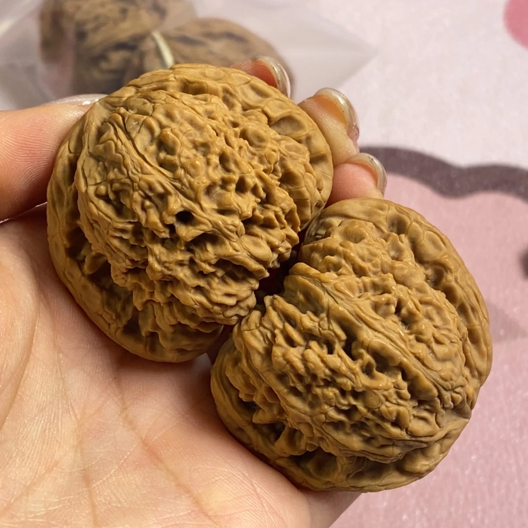 吊坠文玩核桃45南疆石黄150