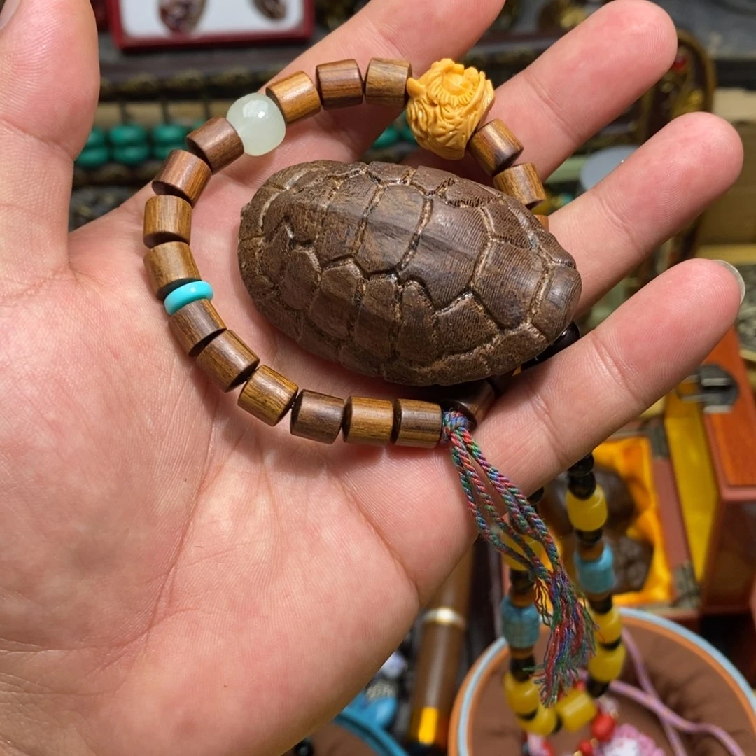 大叶紫檀（黑酸枝木类）