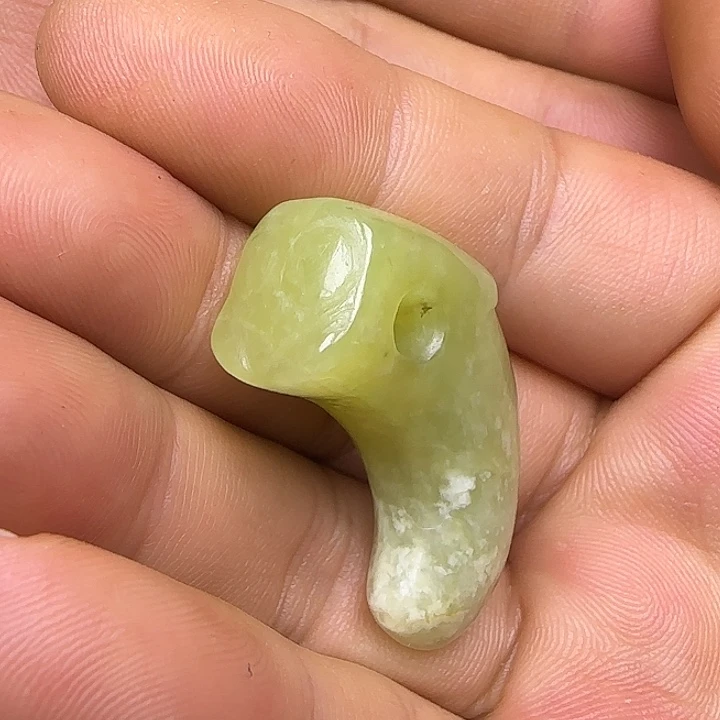 和田玉未镶嵌吊坠(不含链)