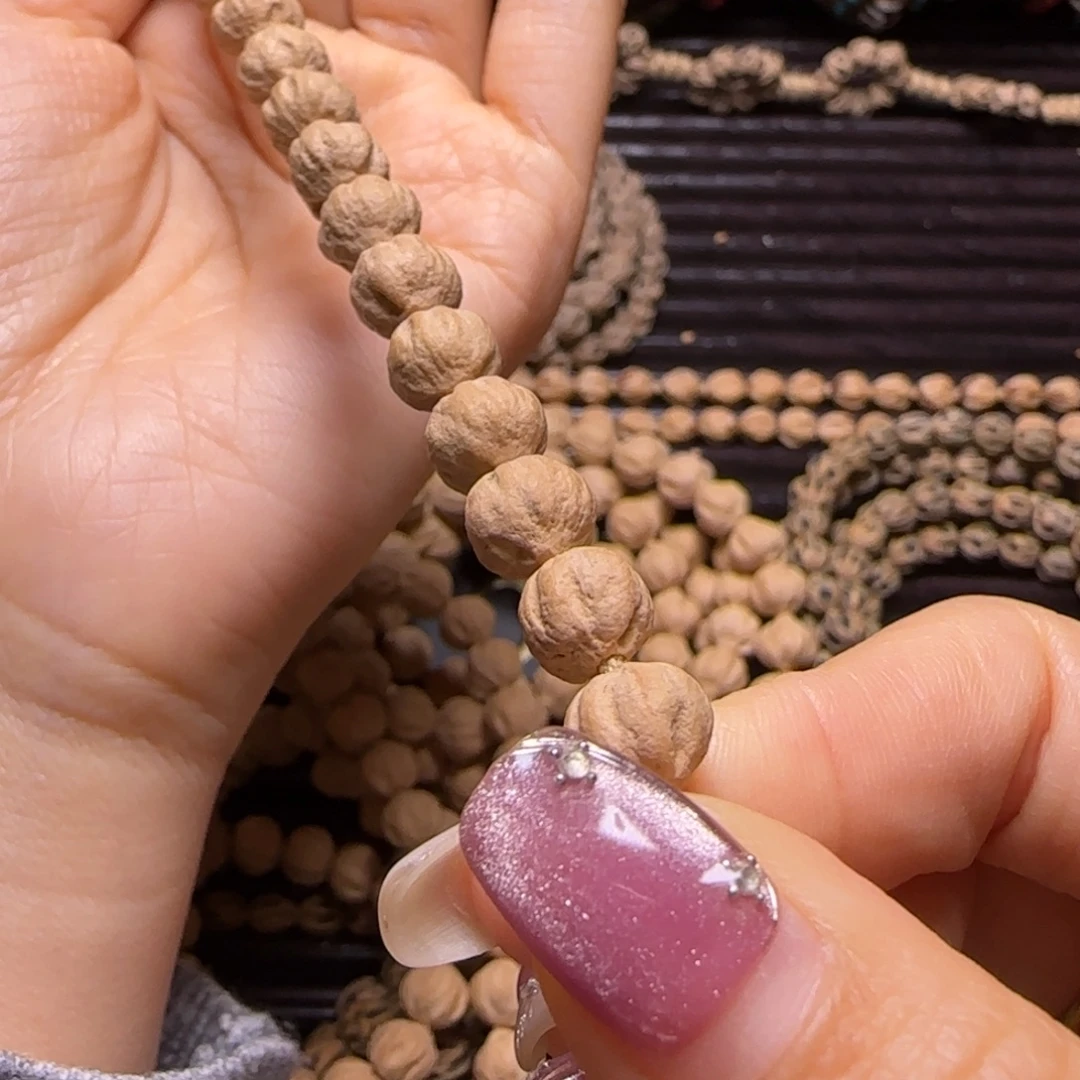 鱼****柏香籽/百香籽吊坠