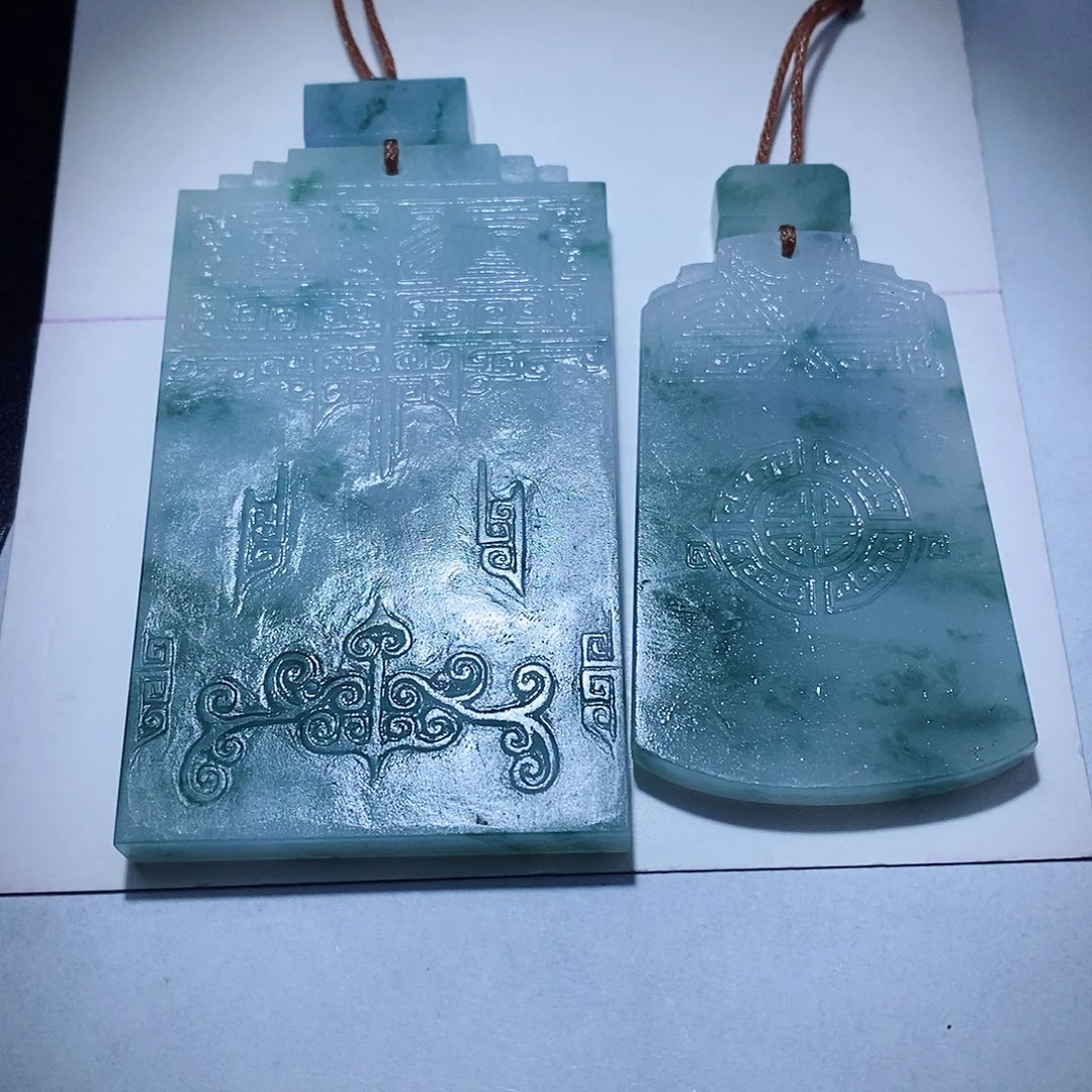 跟***界定制翡翠未镶嵌翡翠