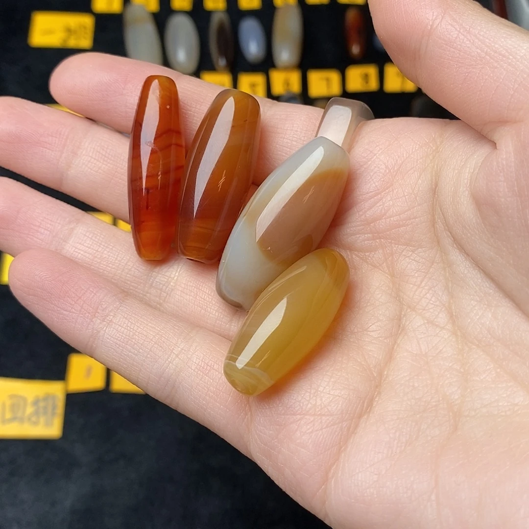 双***鱼玛瑙/玉髓未镶嵌颈饰