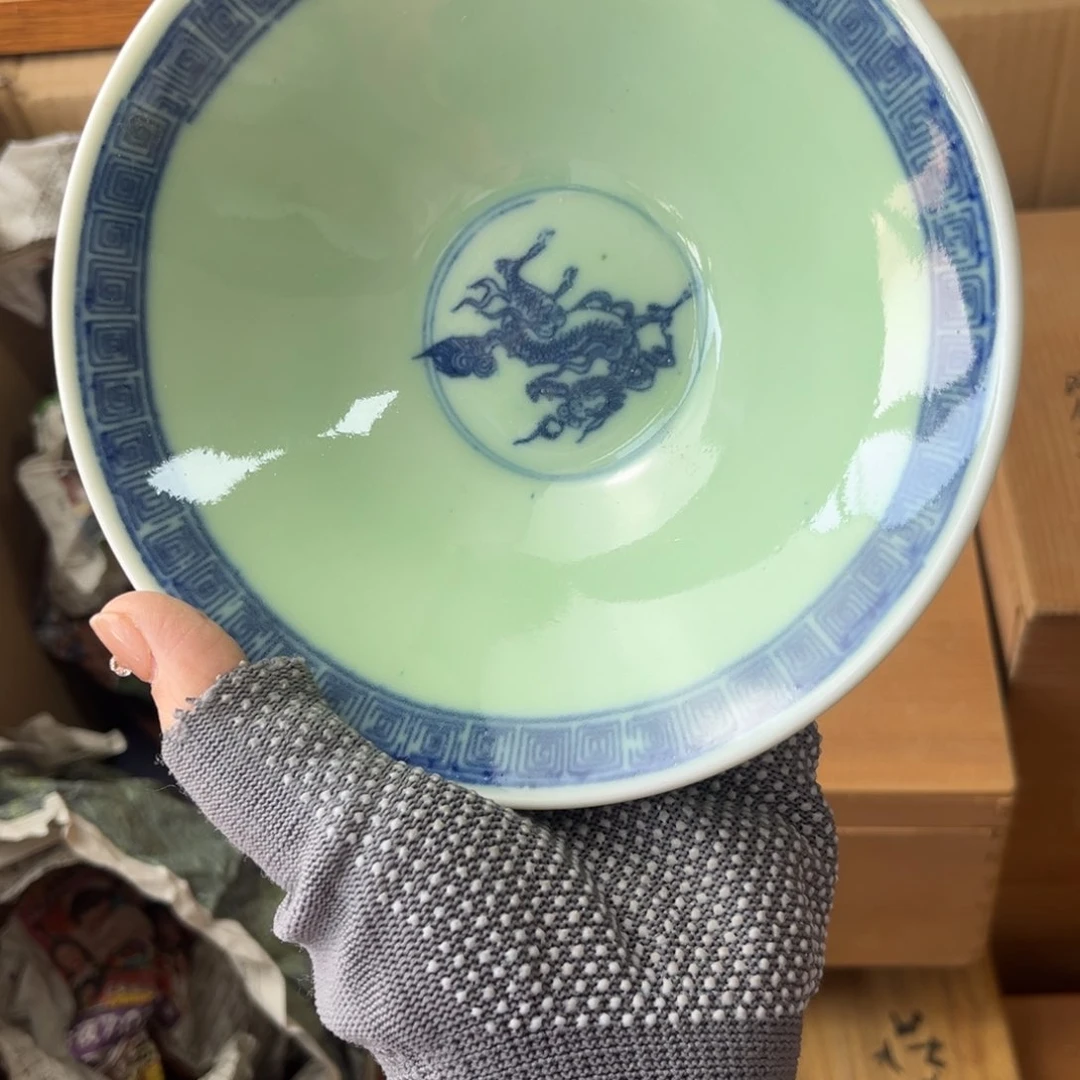 荣****庄新年快乐！嗨皮嗨皮