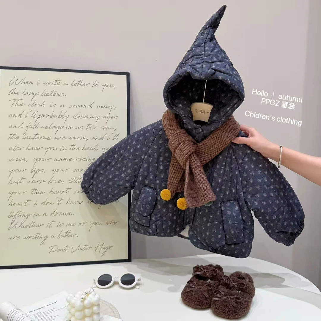 【泡泡格子】时髦精！女童冬款尖尖精灵帽碎花加厚围脖森系套装