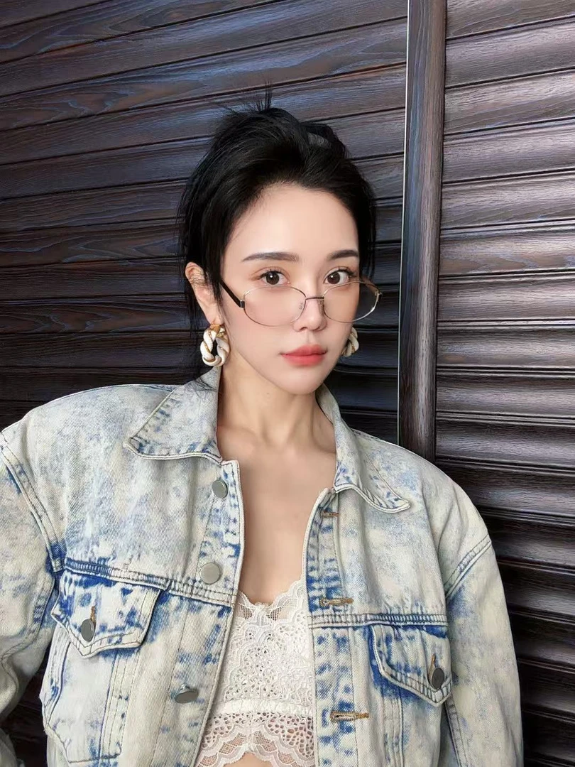 依尔曼【A01-A50】百搭高颜值防辐射平光墨镜防紫外线太阳眼镜