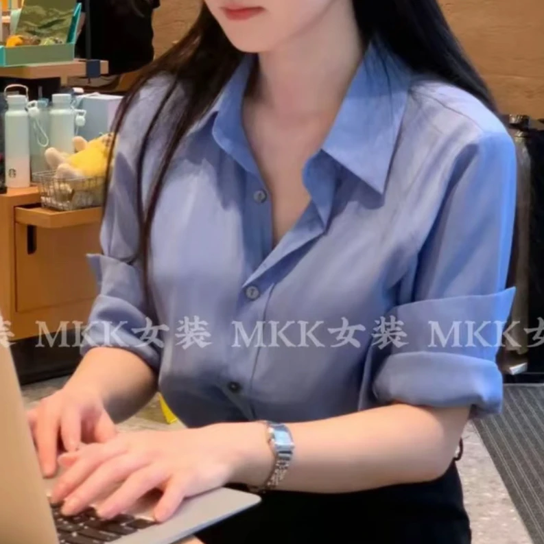 刘亦菲同款蓝色长袖衬衫女气质高级感慵懒老钱风休闲宽松显瘦上衣