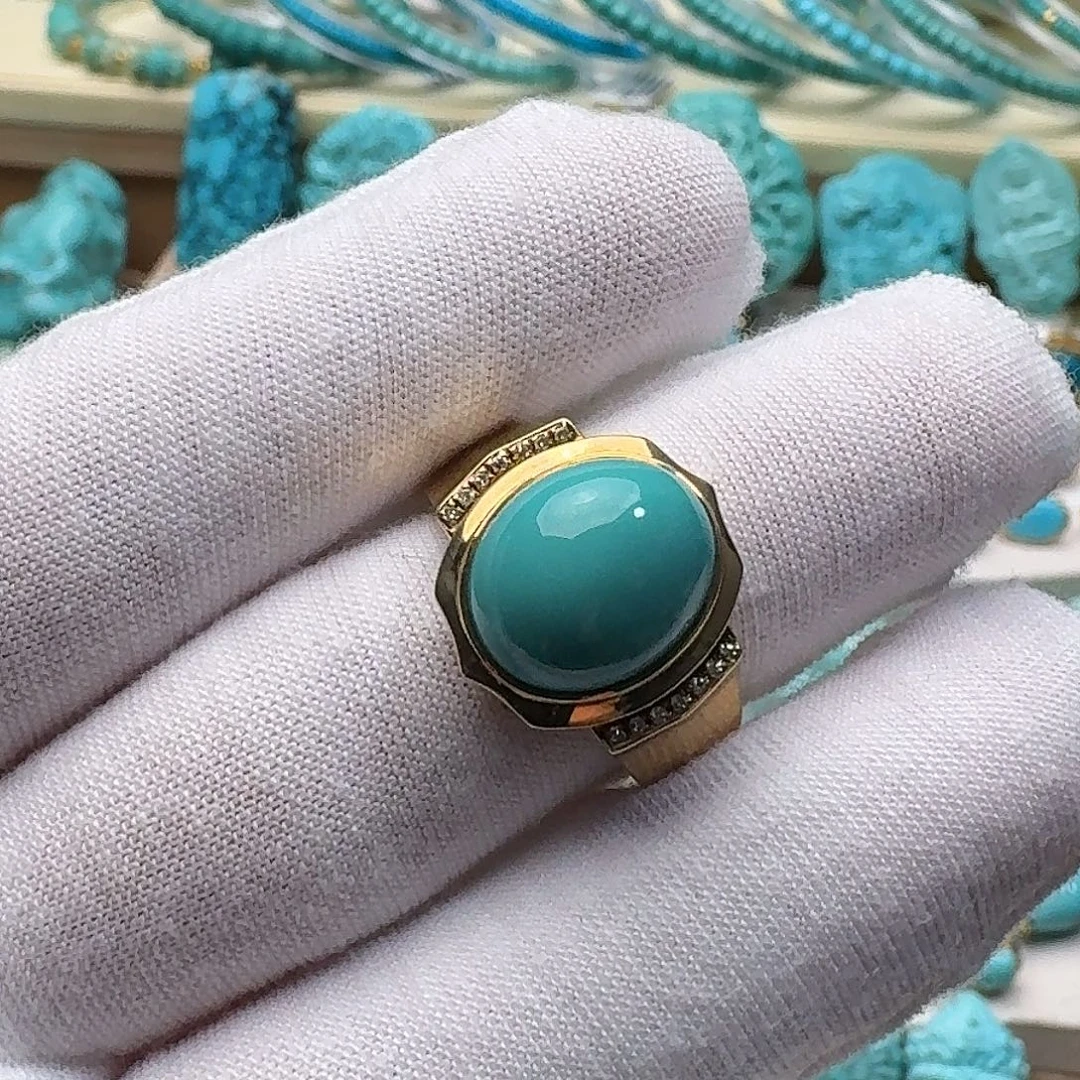 绿松石18K金镶嵌高瓷绿蛋面男戒