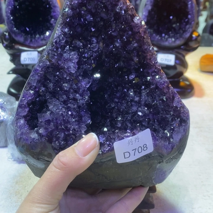 水晶摆件未镶嵌v****g摆件