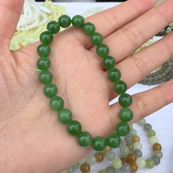 和田玉未镶嵌颈饰卡8
