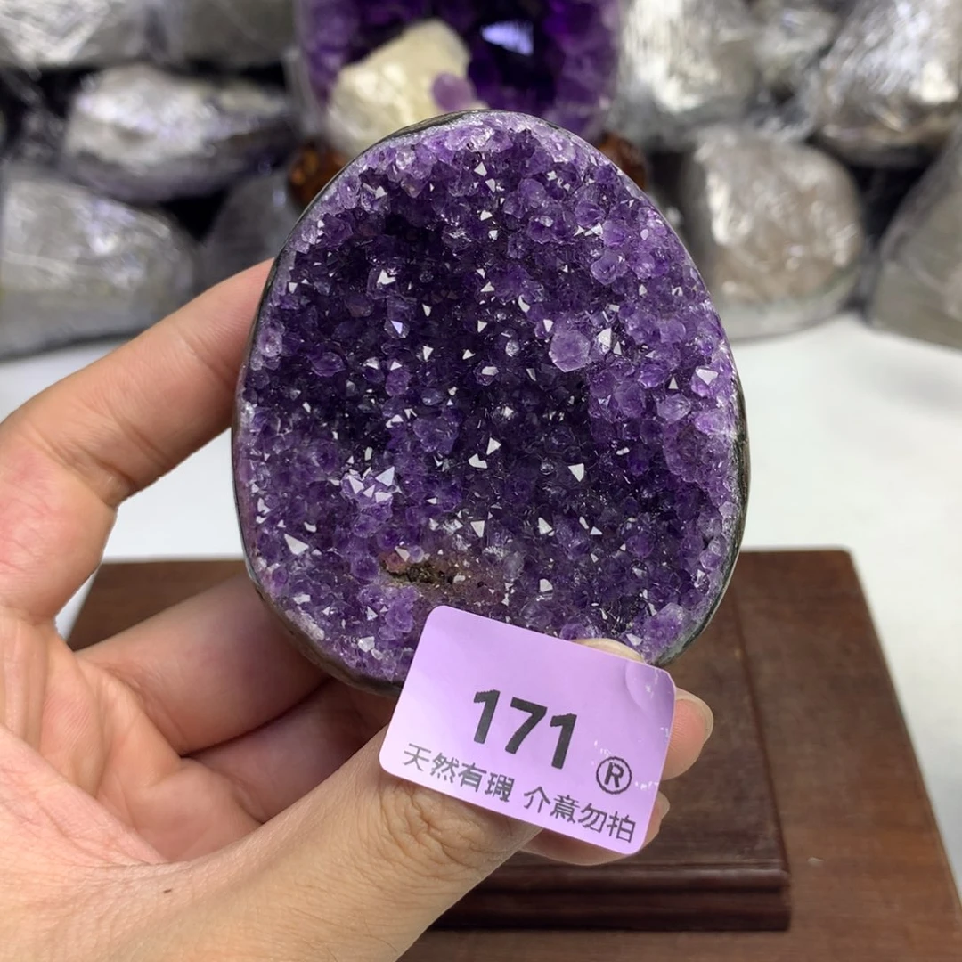 未镶嵌水晶大型摆件(非配饰)