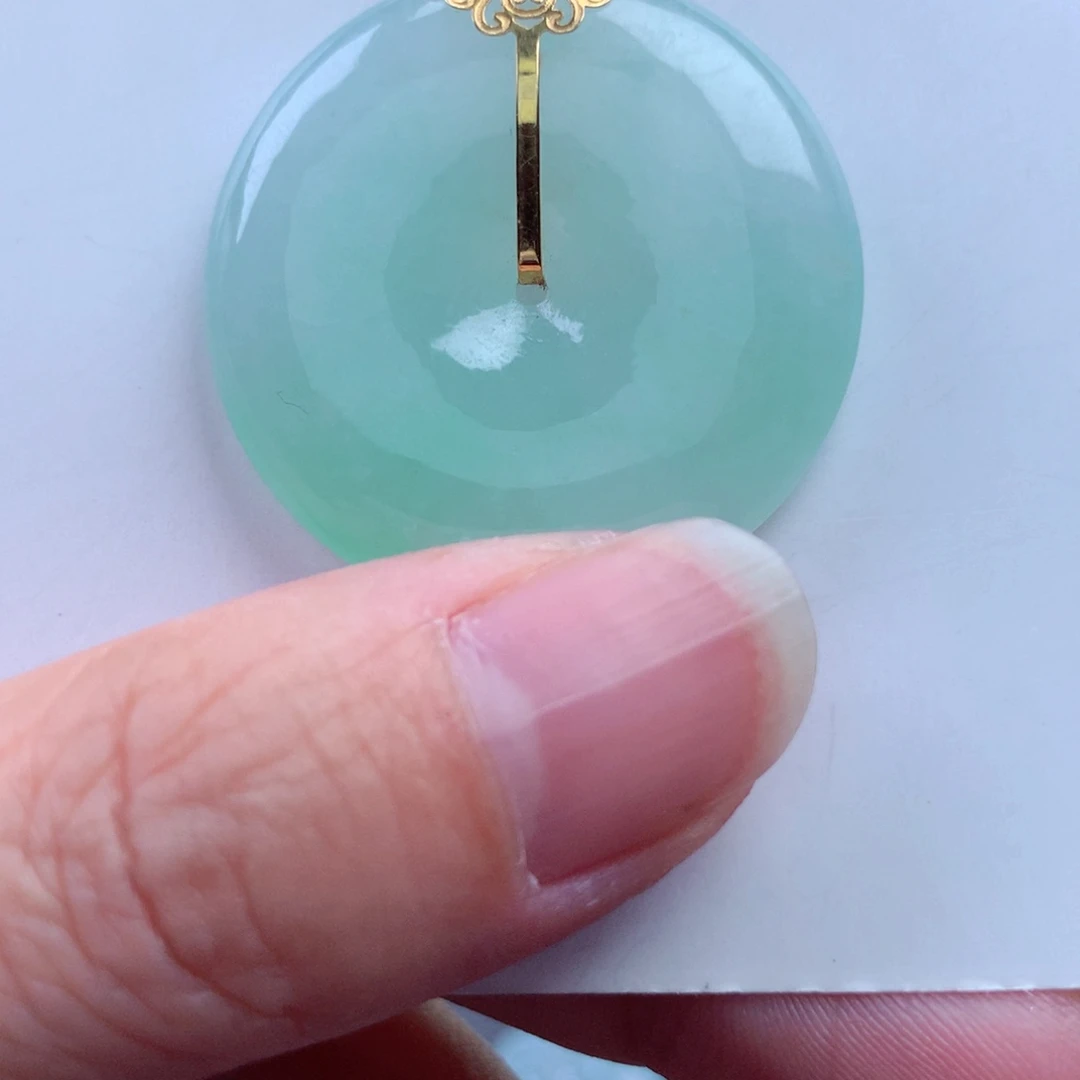 翡翠吊坠(不含链)18K金镶嵌