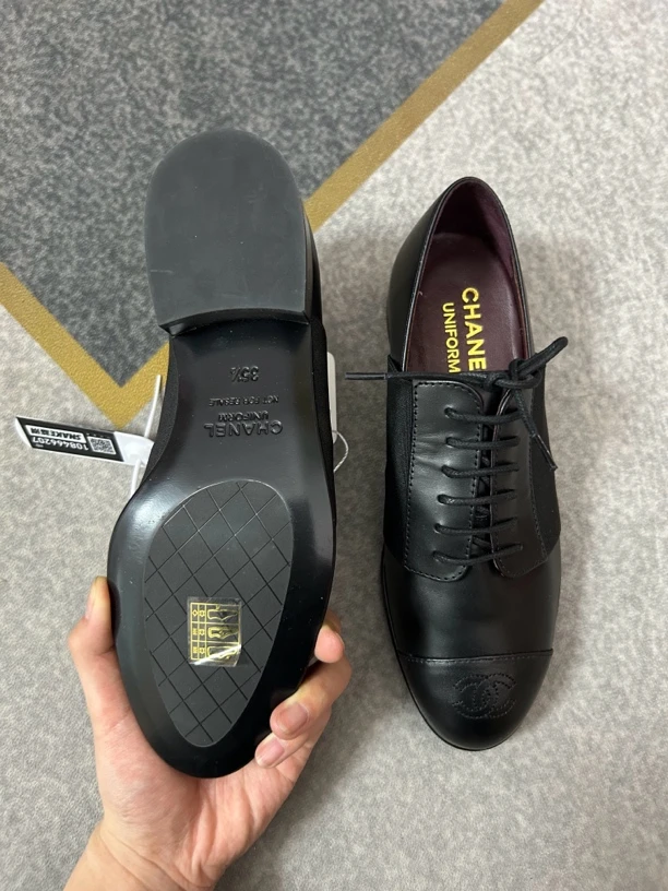 99新 Chanel/香奈儿 香奈儿黑色乐福鞋99新三五半码