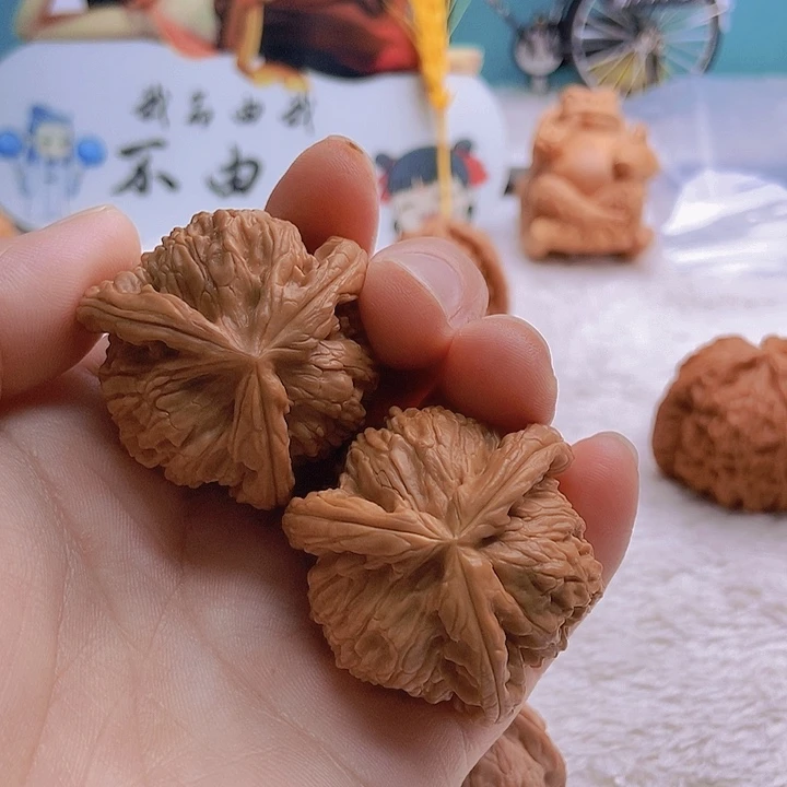 把件文玩核桃麦*子三棱