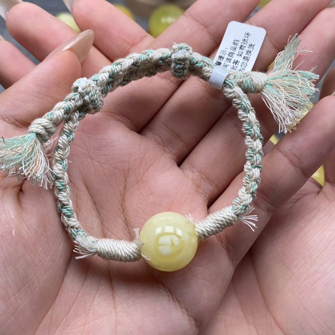 未镶嵌琥珀珠宝奇石