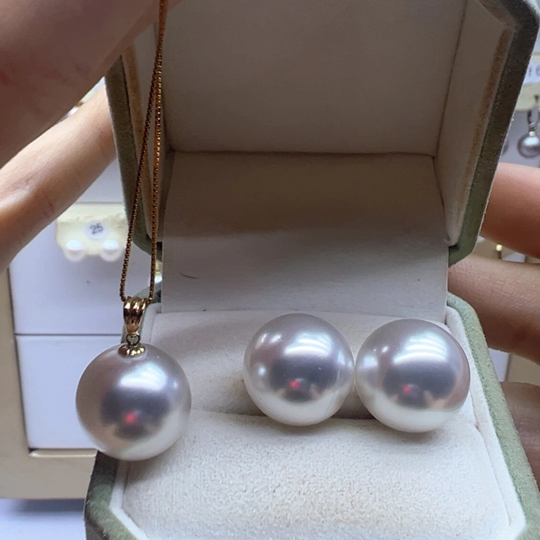 淡水珍珠18K金镶嵌吊坠(赠链)