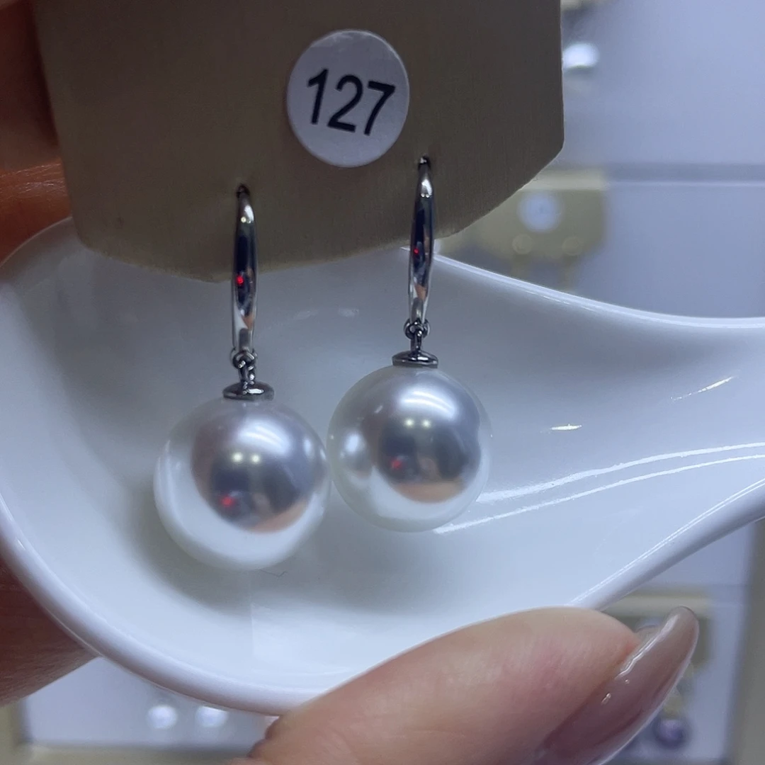 未镶嵌淡水珍珠耳饰