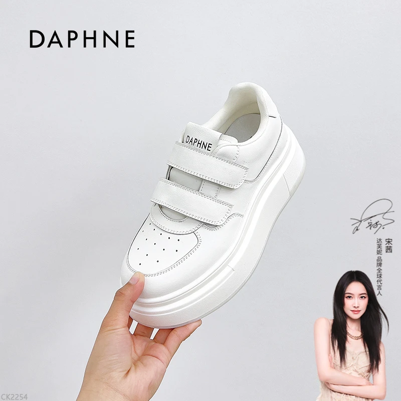 达芙妮网红款小白鞋2025春新款厚底增高魔术贴百搭圆头时尚板鞋L