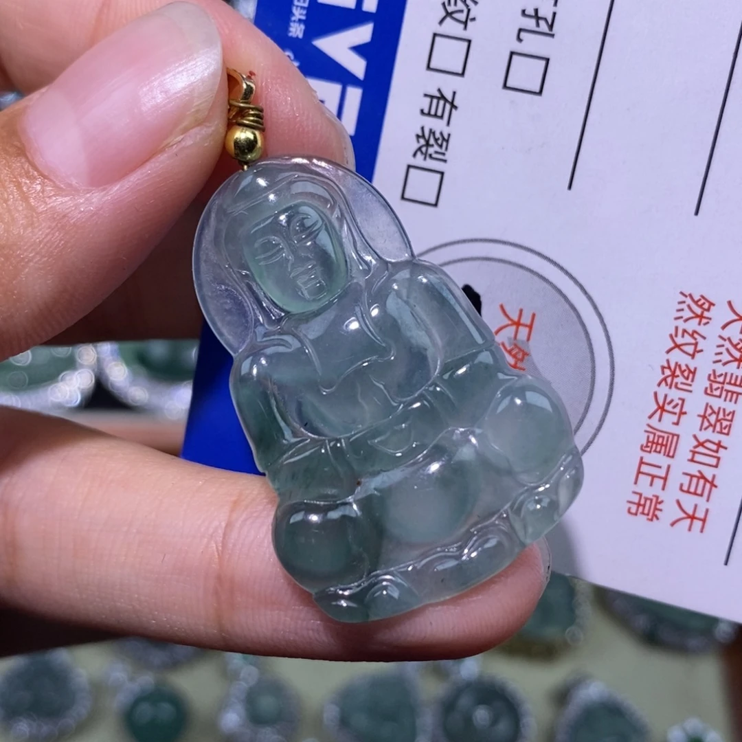 颈饰未镶嵌翡翠天然