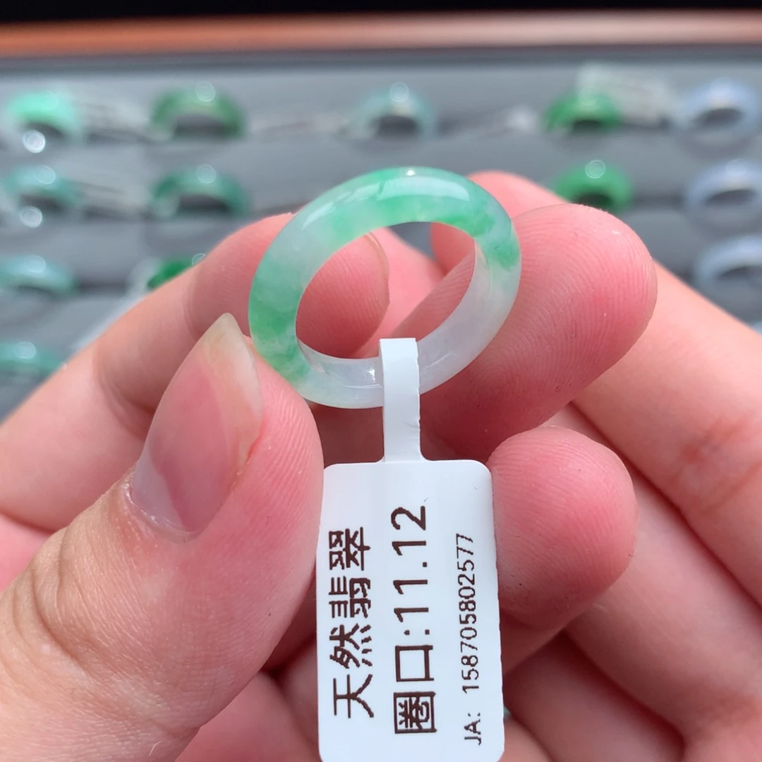 翡翠戒指未镶嵌天然