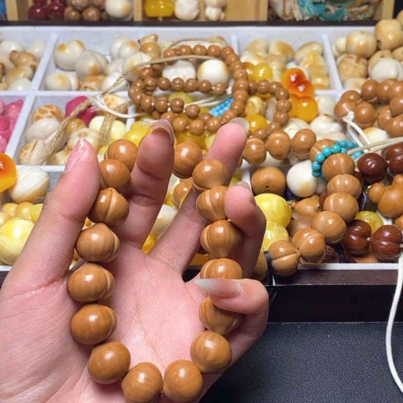 【闪购商品】吊坠猴头核桃侠**情