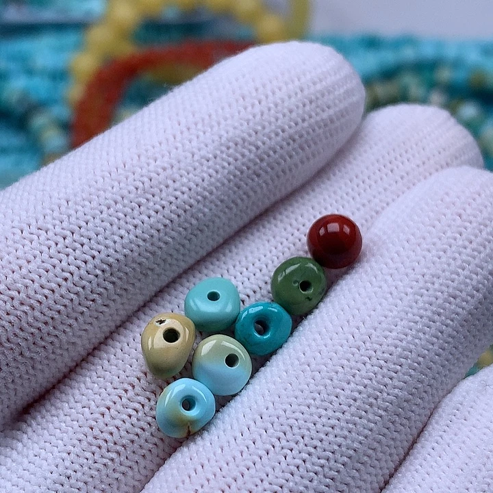 南红玛瑙未镶嵌珠宝奇石