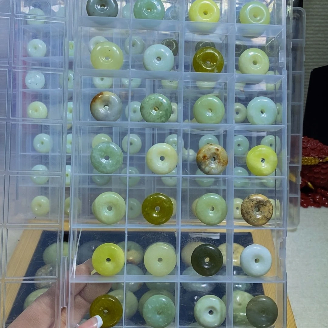 蛇纹石玉未镶嵌颈饰302