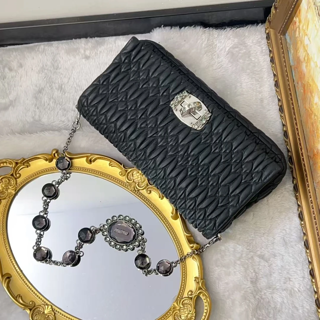 95新 MIU MIU/缪缪 黑色褶皱原钻单肩包/95新/聪聪