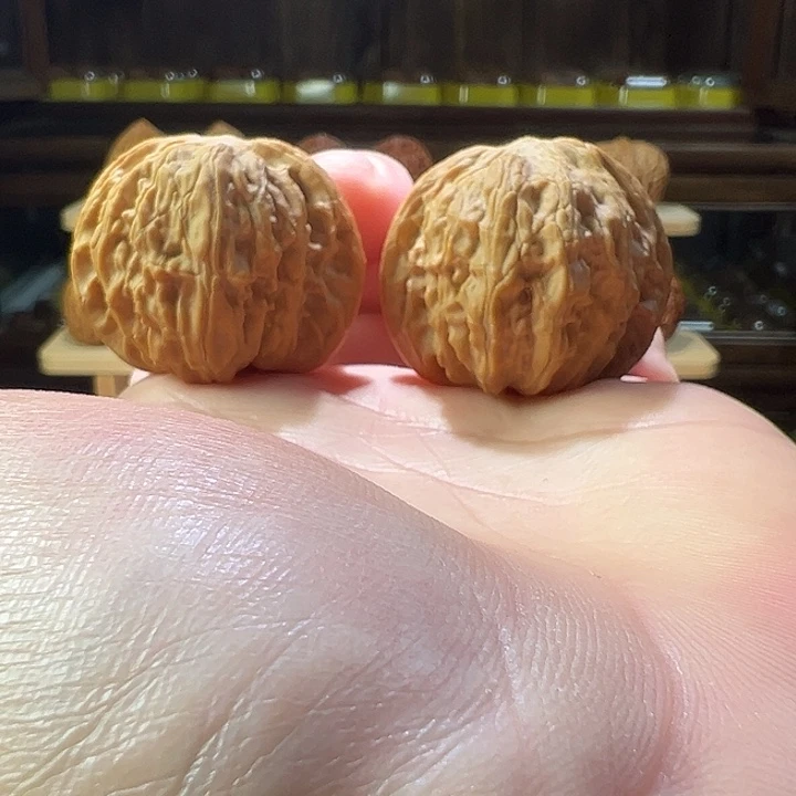 桃核把件磨盘狮子头