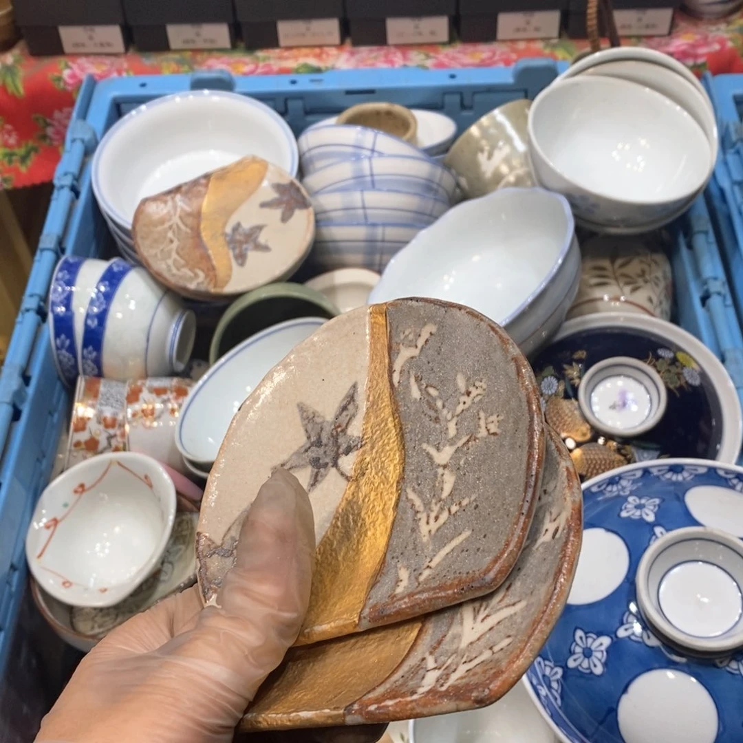 瓷片?**月从滴滴答答的多