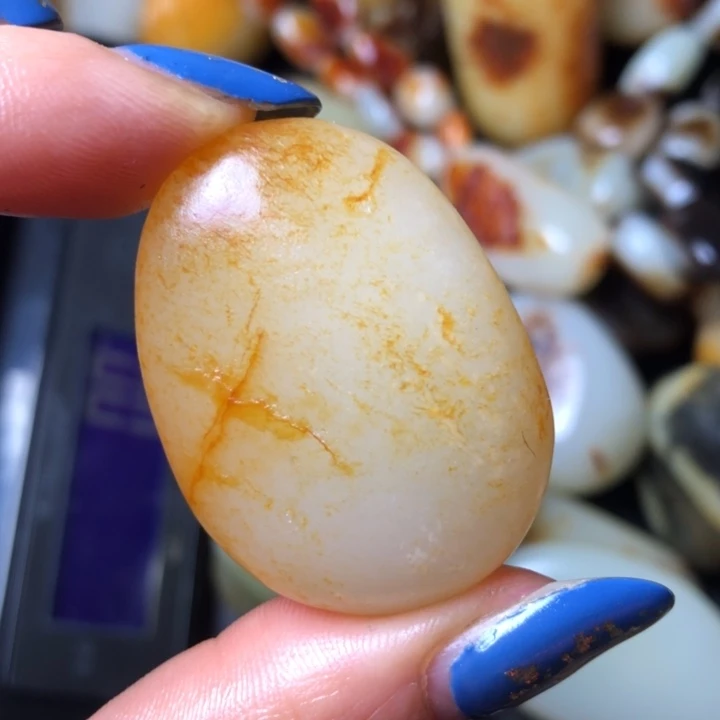 和田玉未镶嵌珠宝奇石