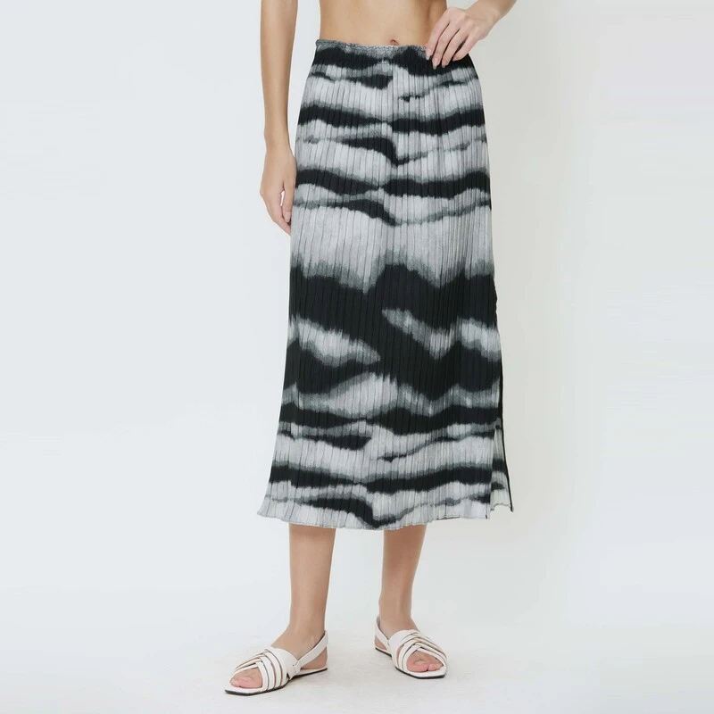 S·DEER圣迪奥女装田园风木耳边松紧高腰晕染长裙S24261109